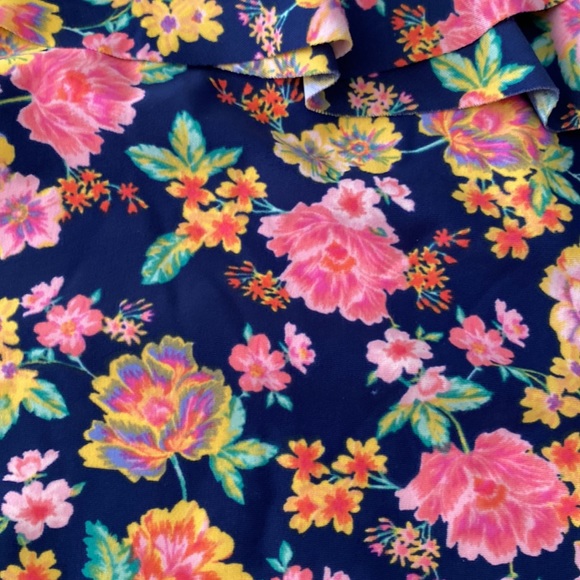 Girls 2pc swimsuit - Picture 2 of 3